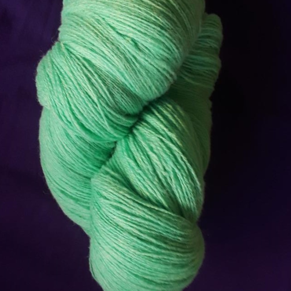 8 oz hank yarn- 100 % wool 2 ply